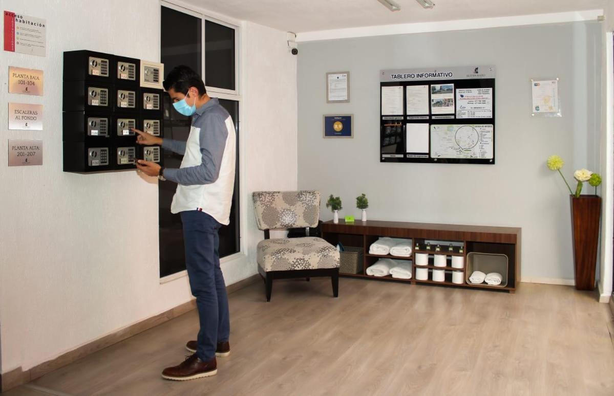 Suites Bajio León Eksteriør bilde